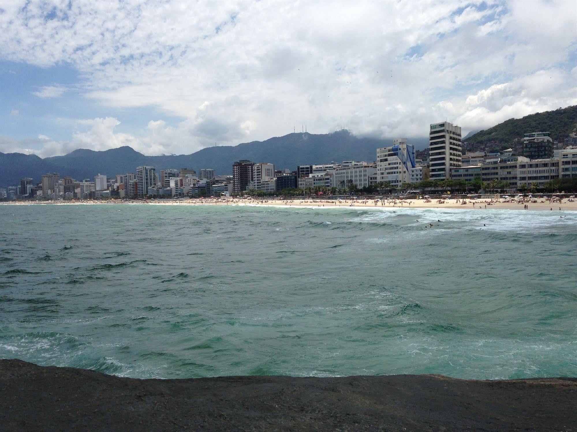 Hmg Rio 3*